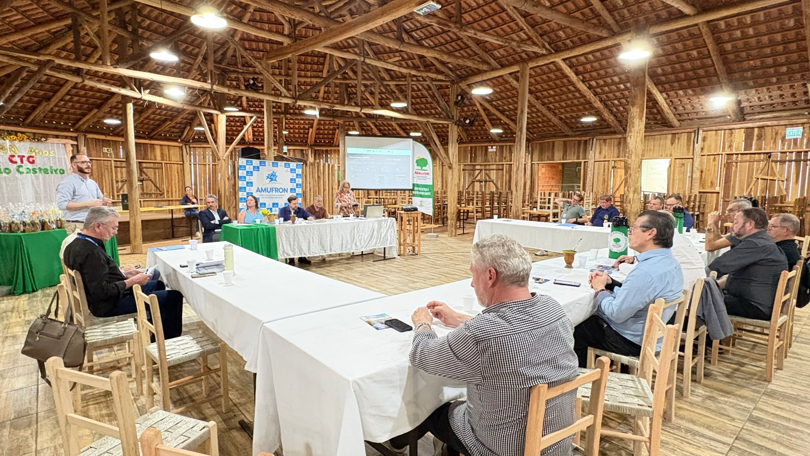 Convite na Assembleia da AMUFRON